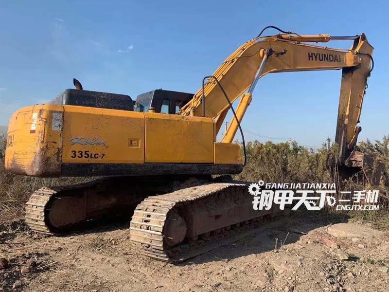 现代335lc-7挖掘机